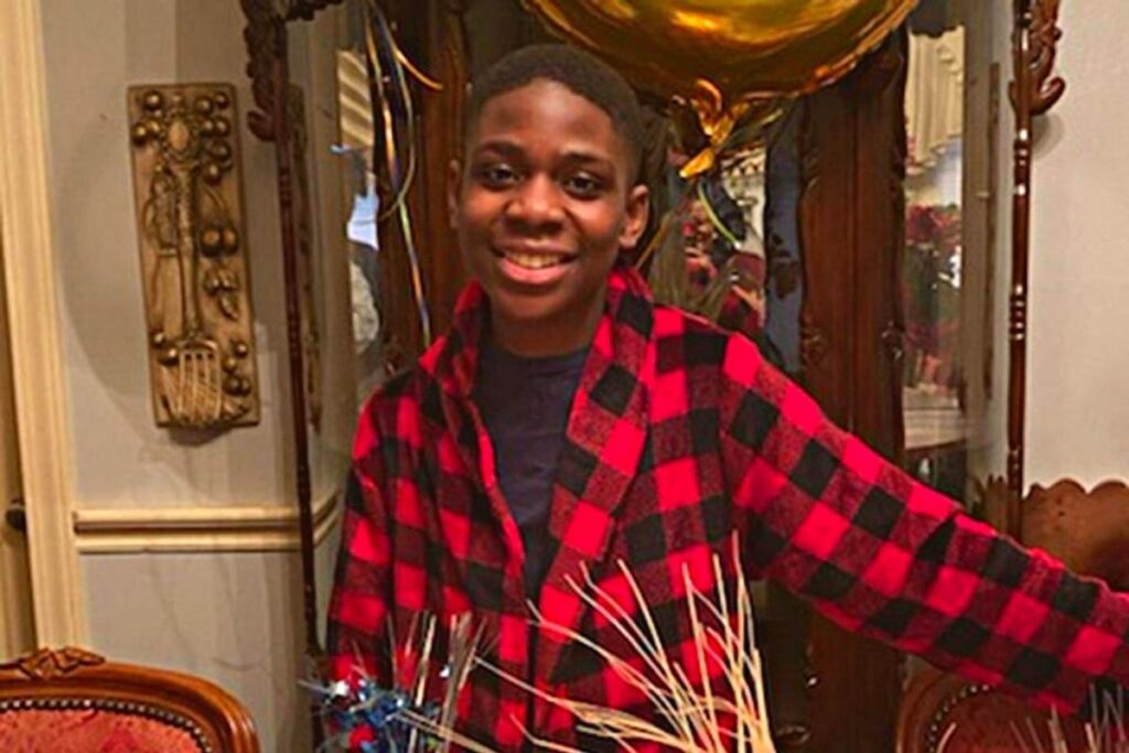 13-year-old boy uses his ‘Make-A-Wish’ to feed the homeless for a year.