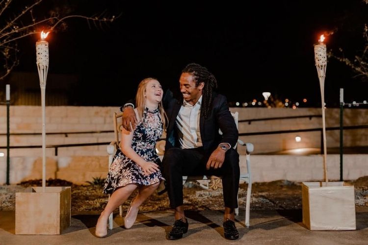 Eagles safety Anthony Harris takes 11-year-old Texas girl to daddy-daughter dance after her dad passed.