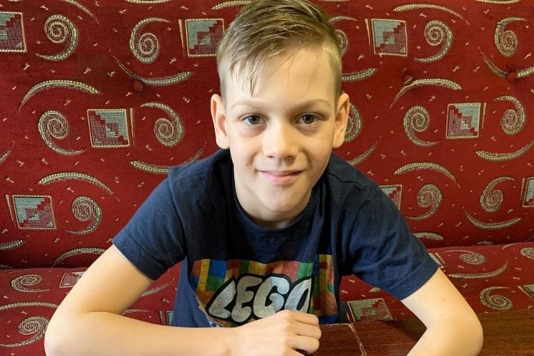 11-year-old boy who lost LEGOs while fleeing Ukraine gets flooded with "non-stop" donations.