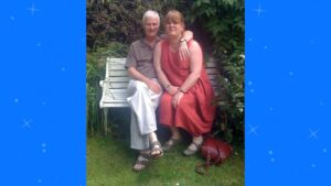 London Man’s Hedge Sculptures Honor Late Wife. 